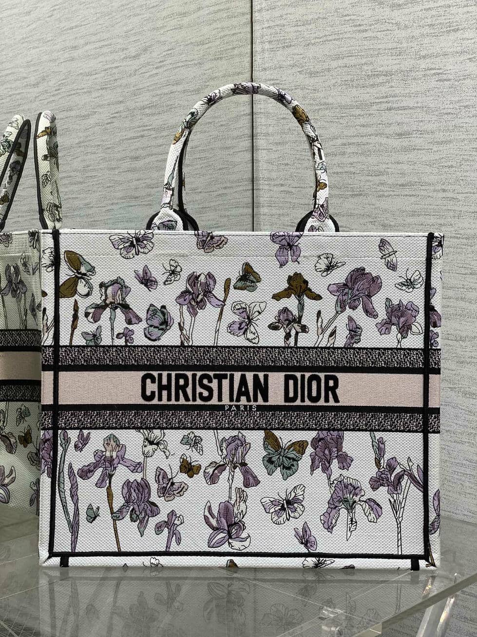 2025New Tote 00124